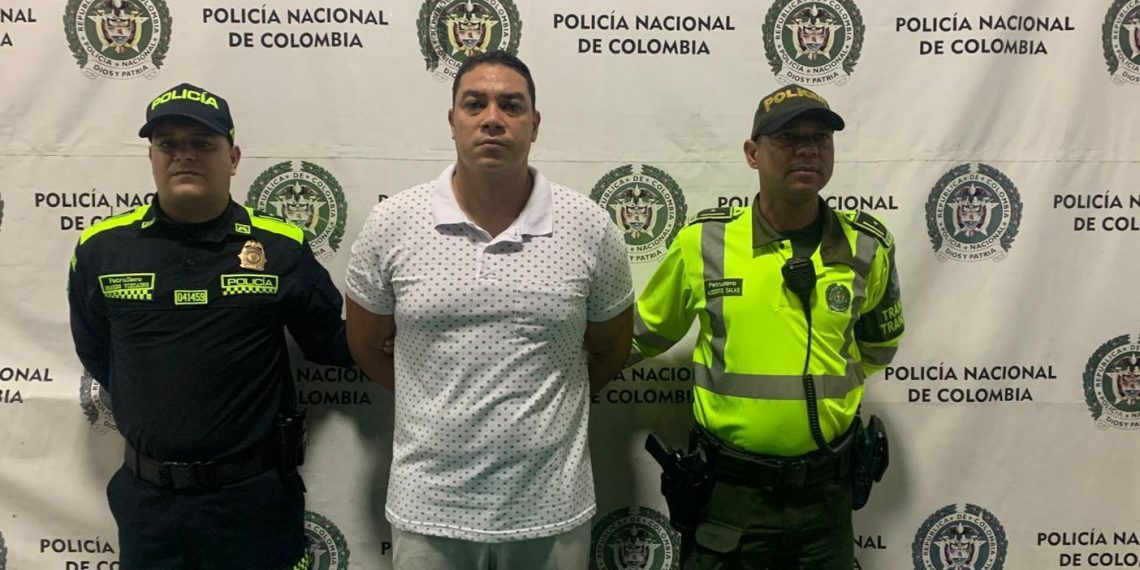 Juez autoriza a exbombero Edwin Cataño a cumplir medida de aseguramiento en nuevo domicilio bajo vigilancia electrónica